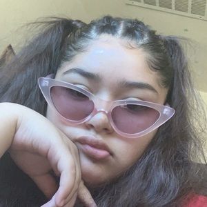 Meet your Posher, Evanie